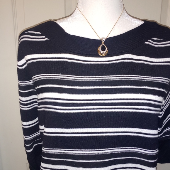 EUC Apt 9 super soft and comfy top xl - Picture 2 of 7